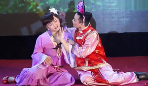 ��ᷴ������ ��Ц����赸��Ƶ �����Ŀ��Ƭ������